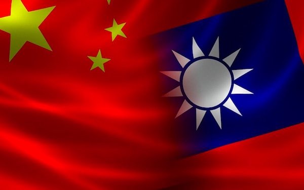 China-Taiwan Flags Small