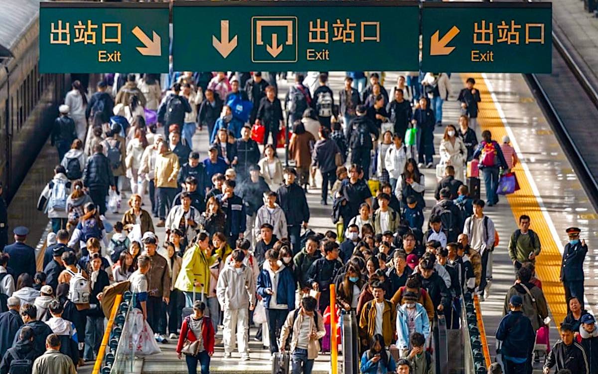 President Xi gives China’s citizens the cold shoulder