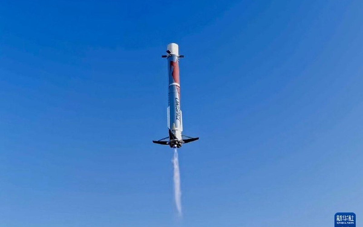 LandSpace recovers Zhuque-3 booster, then loses it to post-landing fire